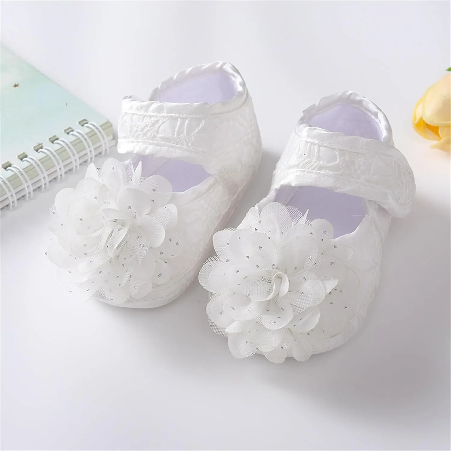 Baby Sneakers Girls Boys Baby Shoes Fashionable New Pattern Cute Flower Decoration Hook Loop Baby Shoes Infant