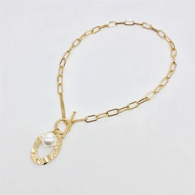 Bold Luxe Link Necklace with Simulated Pearl Accent