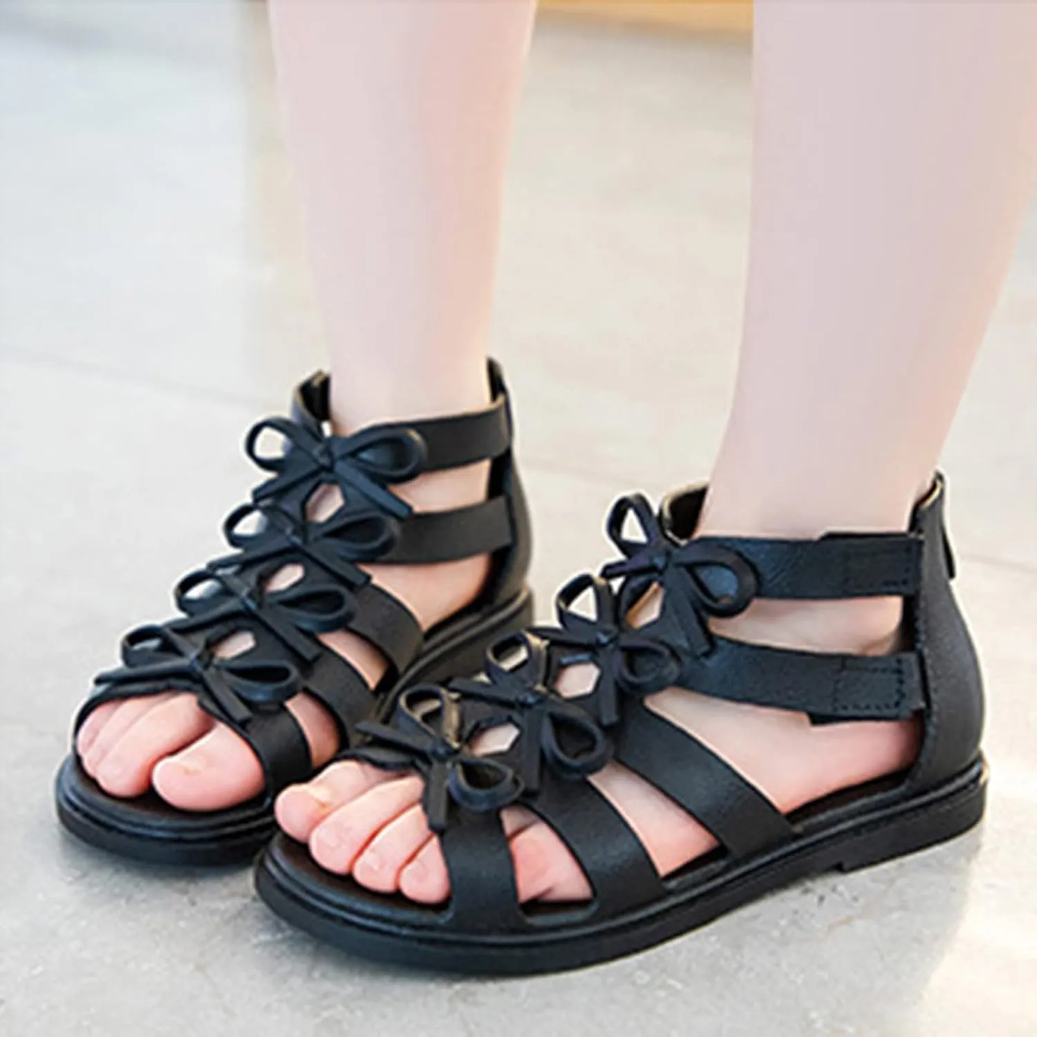 EnJoCho Kids Tennis Shoes Toddler Little Girls Bowknot Princress Sandals Soft Sole Non Slip First Walkers Beach Shoes (Black, 6 Years)