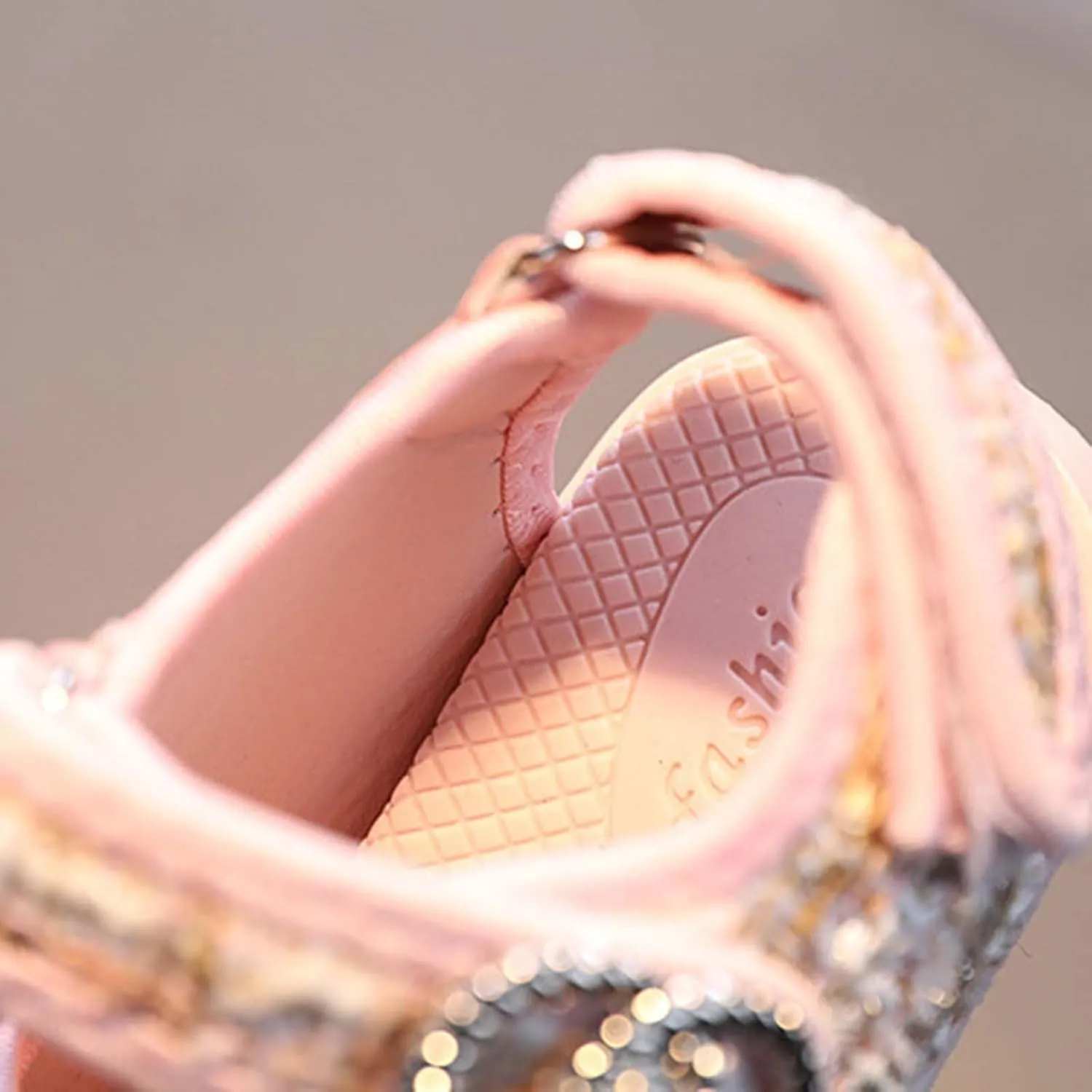 Girl Sandals Cute Flat Strap Sandal Summer Spring Beach Shoes Lightweight Boho Footwear