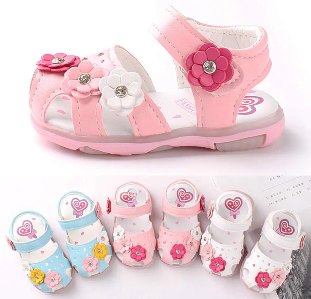 Infant Baby Girls Sandals with LED Luminous Shoes Flower Soft Rubber Sole Anti-Slip Toddler Flats First Walkers Shoes