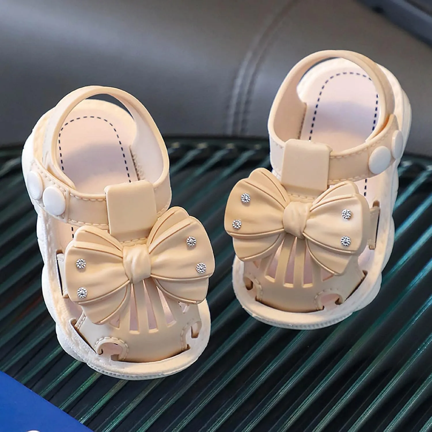 Infant Newborn Baby Girl Closed-Toe Sandals Breathable Comfortable Cute Bow Beach Soft Sole Party Water Shoes