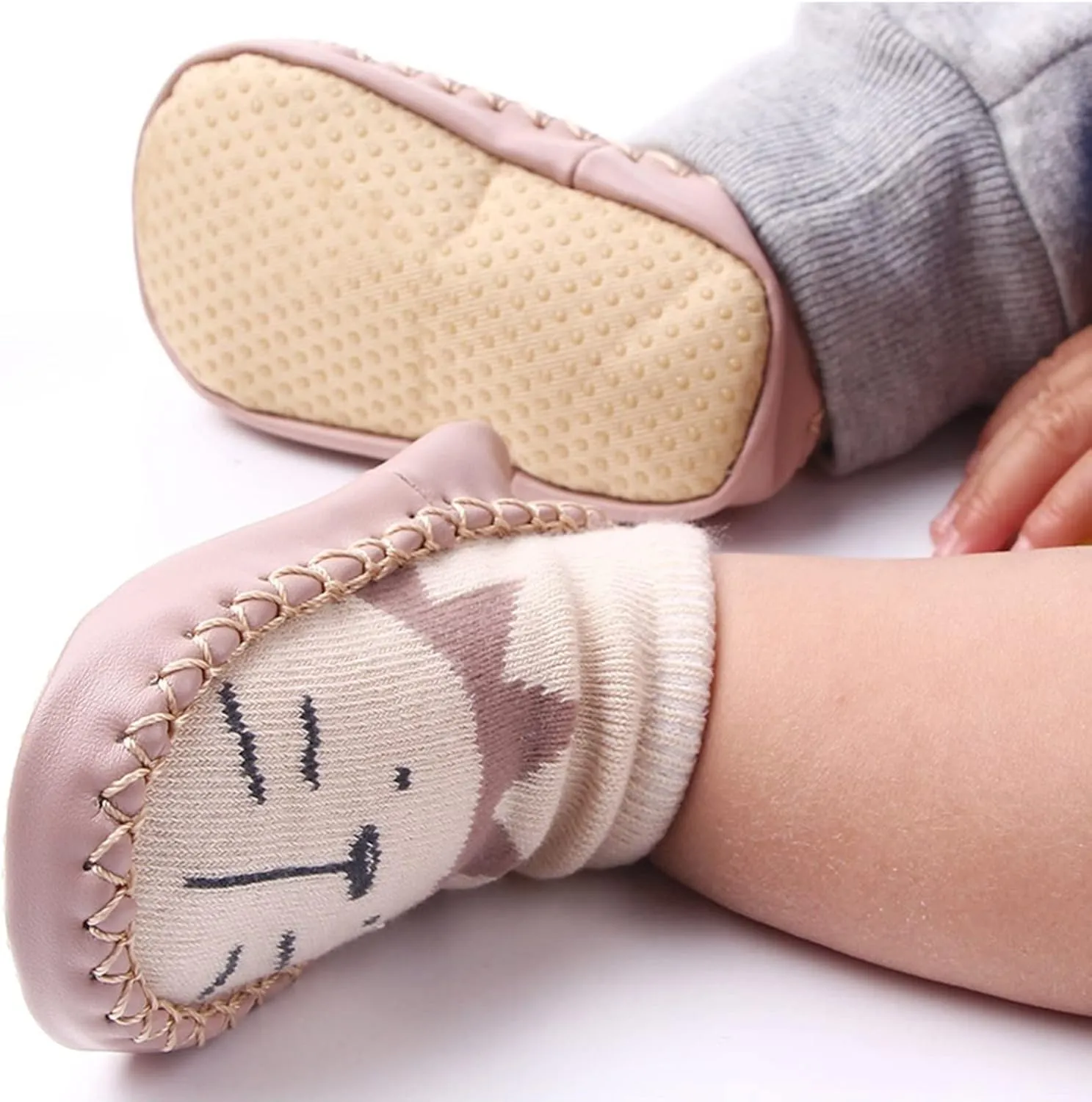 Korean Version Infant Low Top Toddler Shoes and Socks Children's Baby Floor Boat Socks Slipper Hole Bow Baby Us Shoes