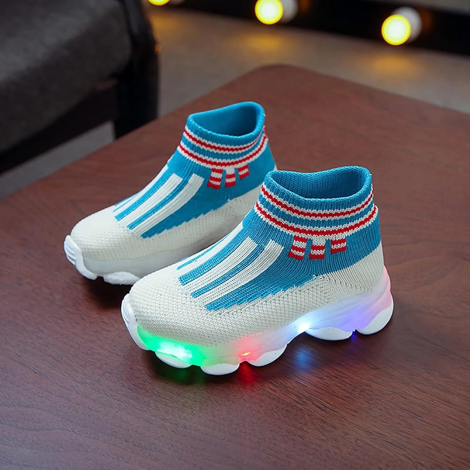 Light Up Shoes Toddler Mesh Lightweight LED Flashing Breathable Soft Sole Walking Sock Sneakers for Boys Baby Knitwear