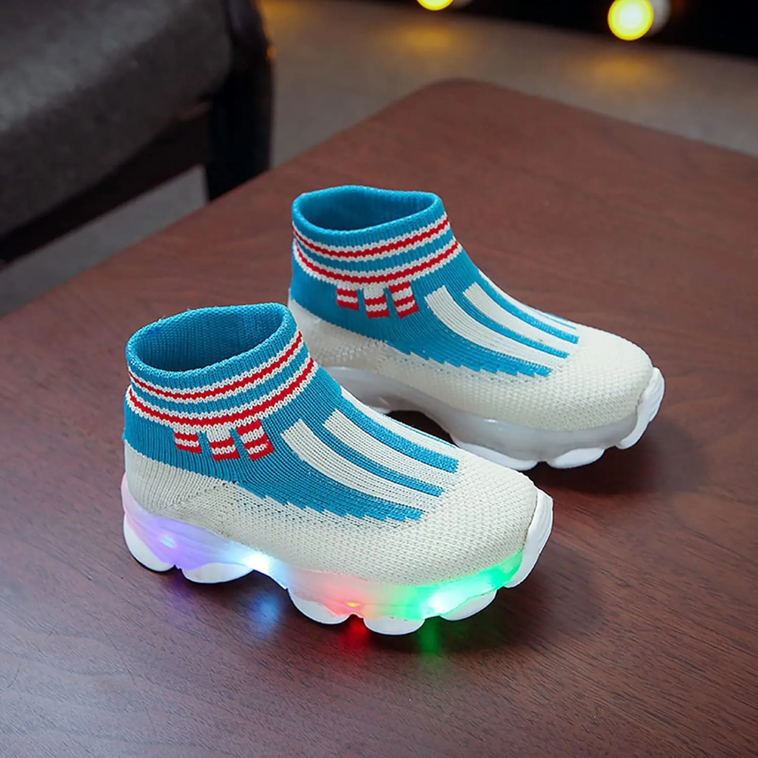Light Up Shoes Toddler Mesh Lightweight LED Flashing Breathable Soft Sole Walking Sock Sneakers for Boys Baby Knitwear