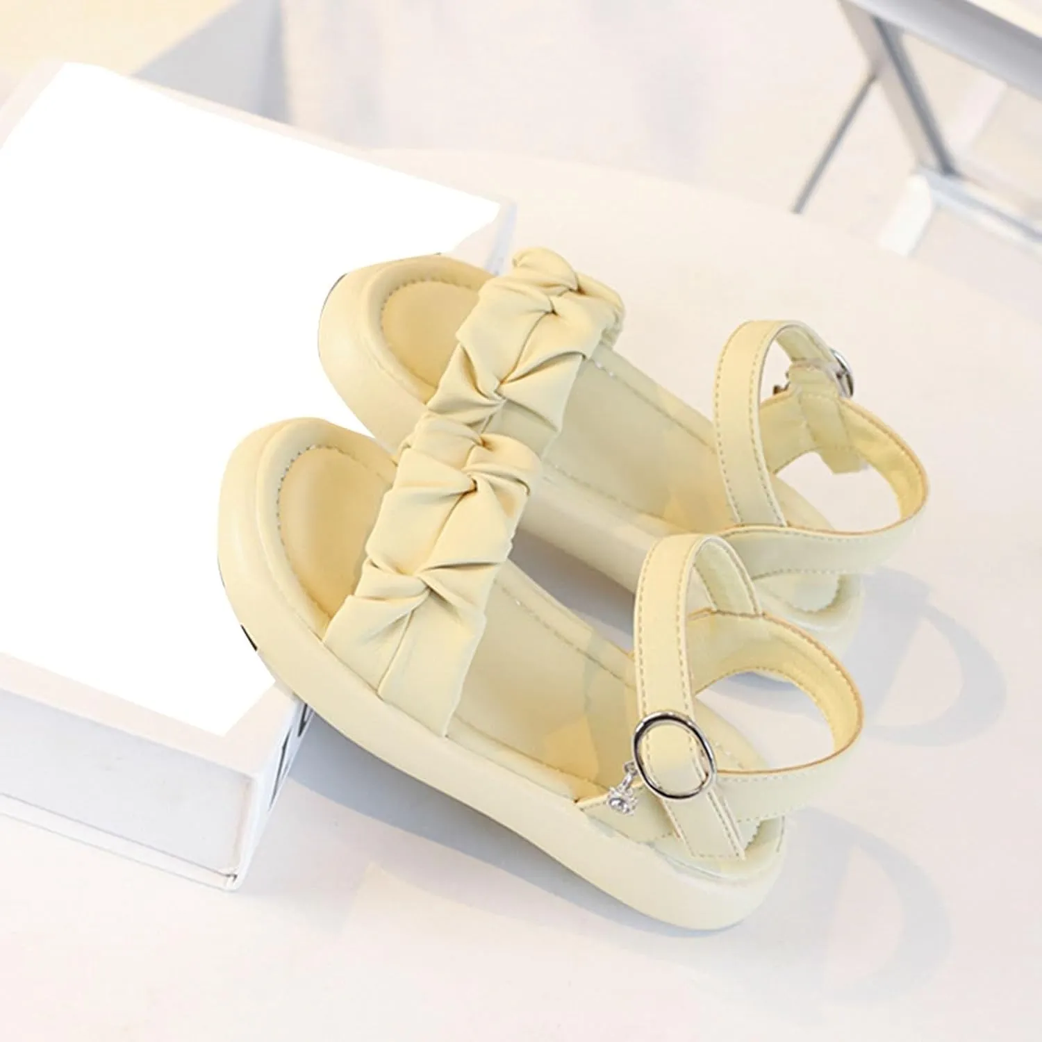 Summer New Solid Rubber Soft Sole Metal Buckle Children's Fashion Casual Flat Bottom Girls Sandals Size 3 Big Girls
