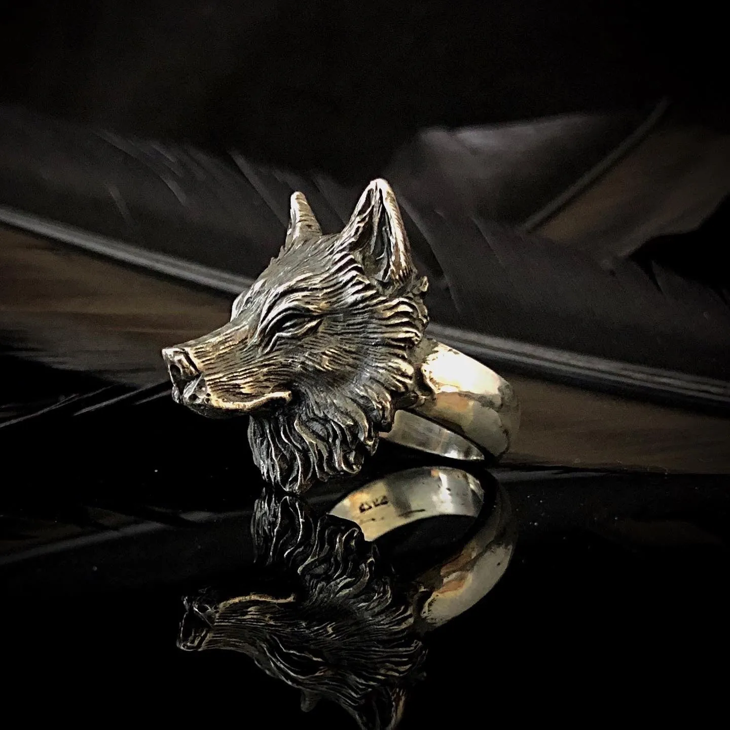 Wolf Ring